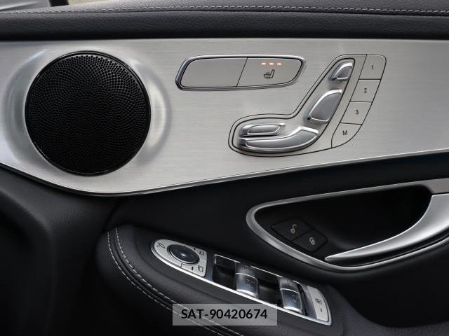 Mercedes Benz GLC-CLASS 2017-09 8007388-17