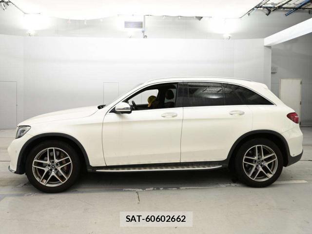 Mercedes Benz GLC-CLASS 2017-08 8009343-11
