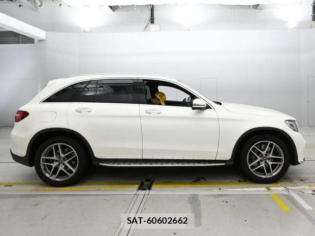 Mercedes Benz GLC-CLASS 2017-08 8009343-3