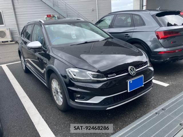 VolksWagen GOLF ALLTRACK 2019-07 8005368-1