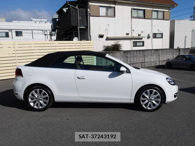 VolksWagen GOLF 2012-03 8007637-3
