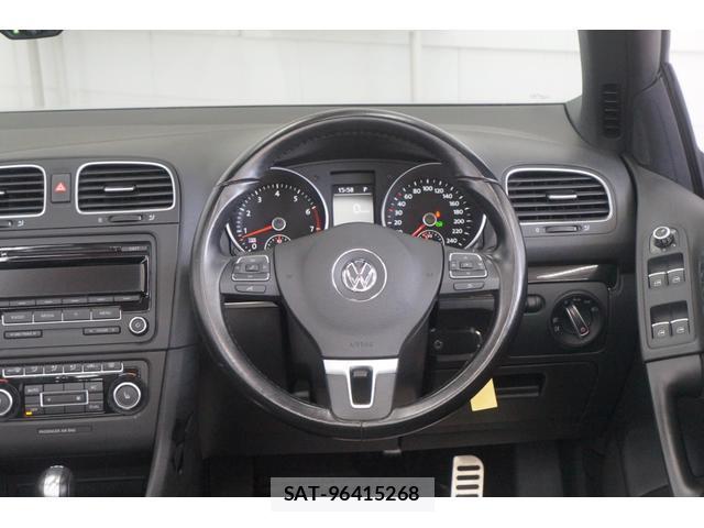 VolksWagen GOLF 2012-06 8009816-16