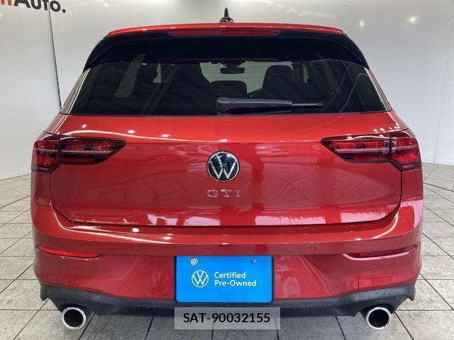 VolksWagen GOLF GTI 2022-04 7812006-14
