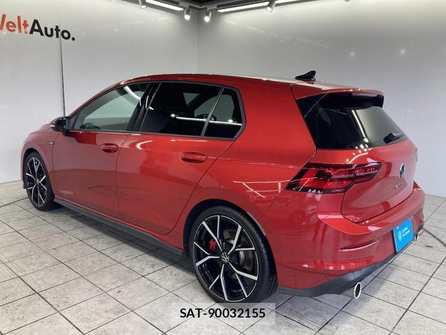 VolksWagen GOLF GTI 2022-04 7812006-15