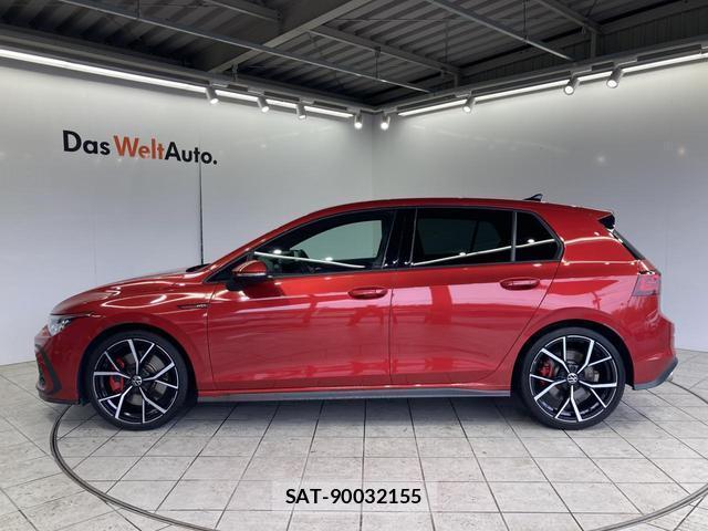 VolksWagen GOLF GTI 2022-04 7812006-18