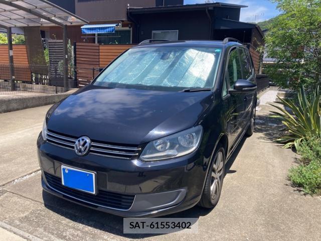 VolksWagen GOLF TOURAN 2013-08 8005805-0