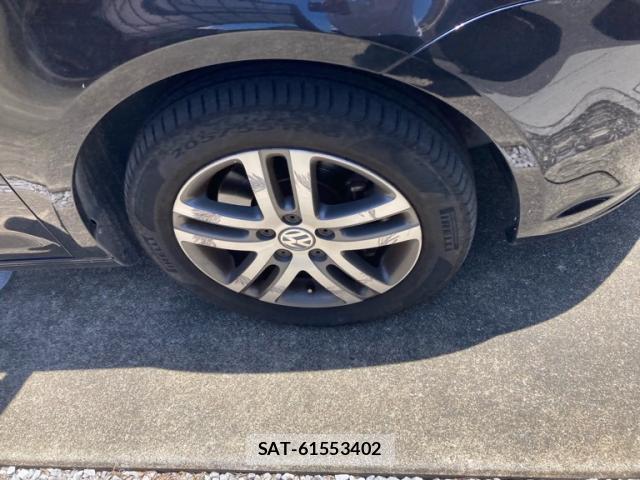 VolksWagen GOLF TOURAN 2013-08 8005805-12