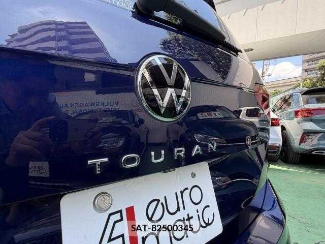VolksWagen GOLF TOURAN 2024-04 8007686-13