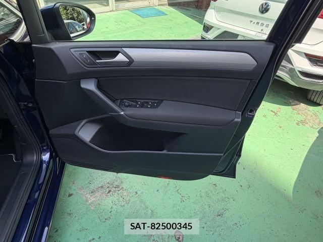 VolksWagen GOLF TOURAN 2024-04 8007686-16