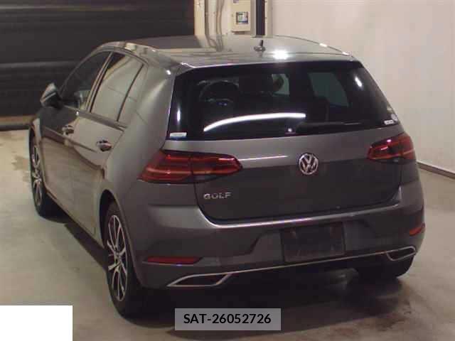 VolksWagen GOLF 2018-03 8009351-1