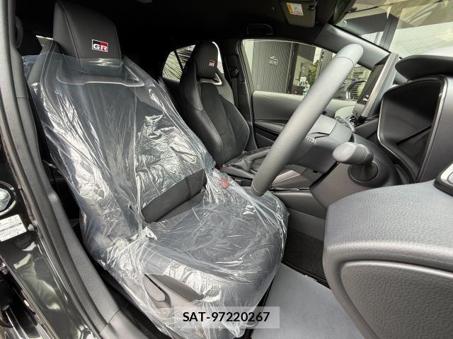 Toyota COROLLA 2024-08 8006775-6