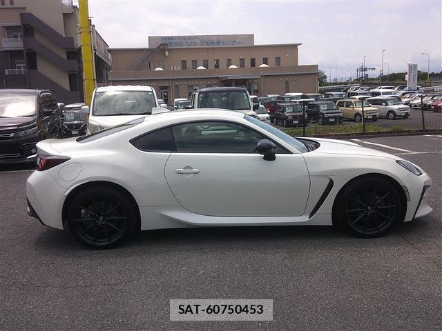 Toyota GR86 2022-04 8006666-5