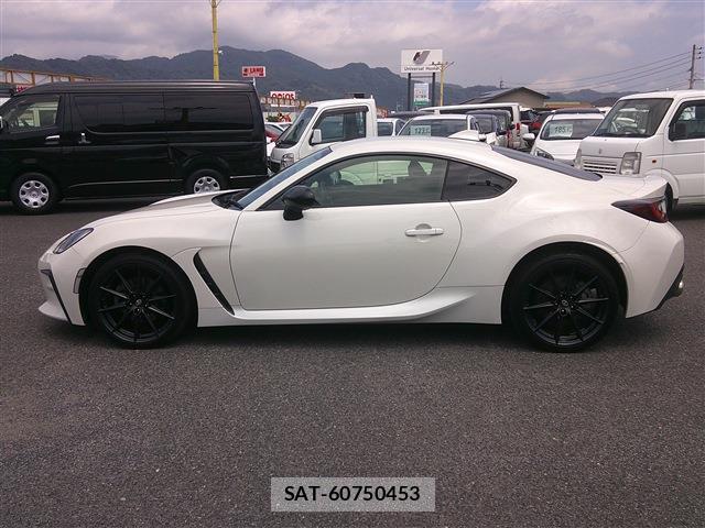 Toyota GR86 2022-04 8006666-9