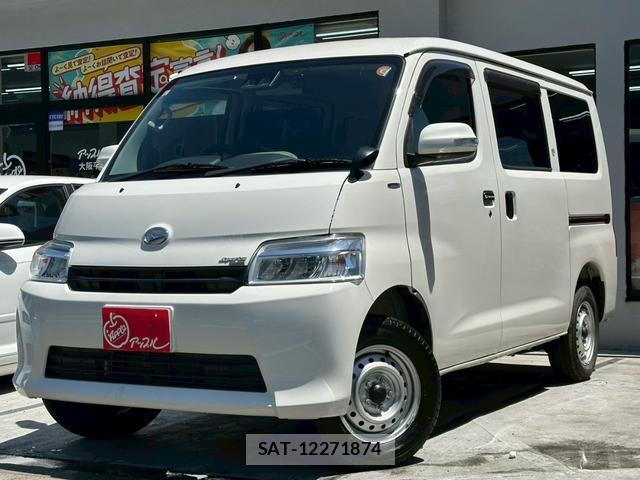 sat car