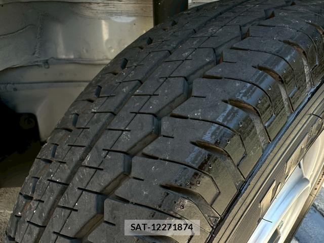 Daihatsu MAX 2022-11 8009871-5