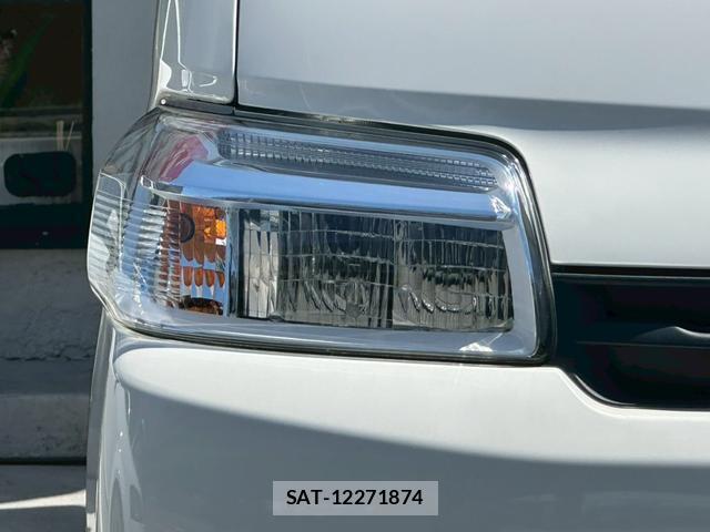 Daihatsu MAX 2022-11 8009871-6