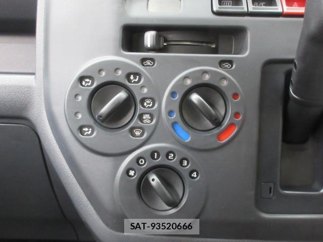 Daihatsu MAX 2025-11 8010807-15