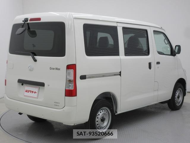 Daihatsu MAX 2025-11 8010807-7