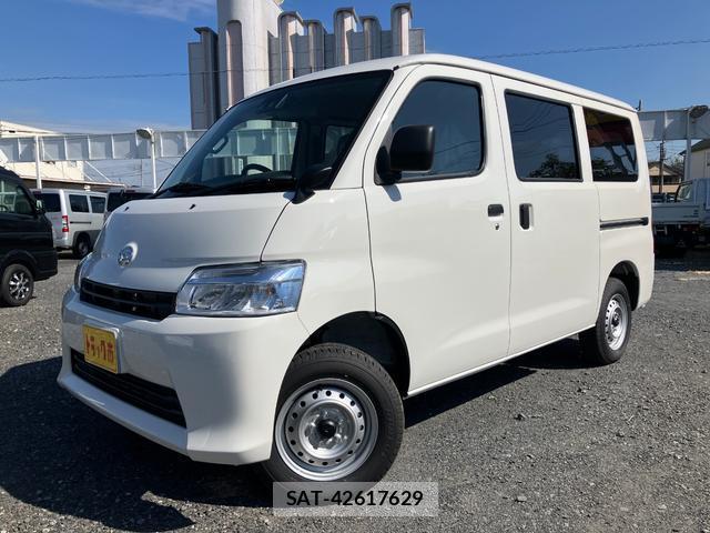 Daihatsu MAX 2025-09 8011952-1