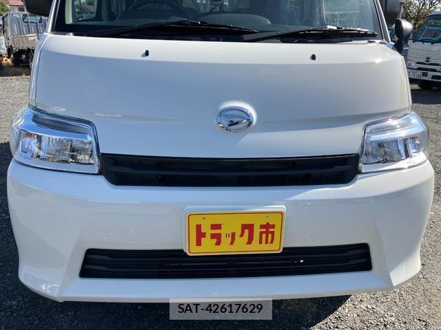 Daihatsu MAX 2025-09 8011952-11