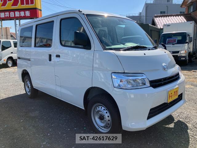 Daihatsu MAX 2025-09 8011952-12