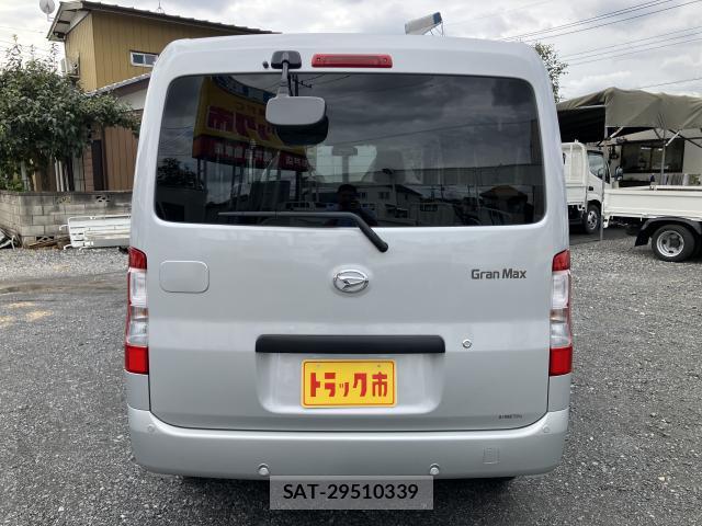 Daihatsu MAX 2025-08 8011955-5