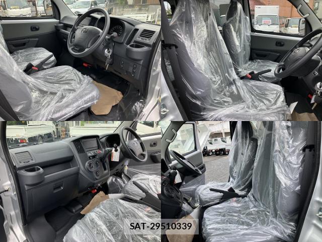 Daihatsu MAX 2025-08 8011955-9