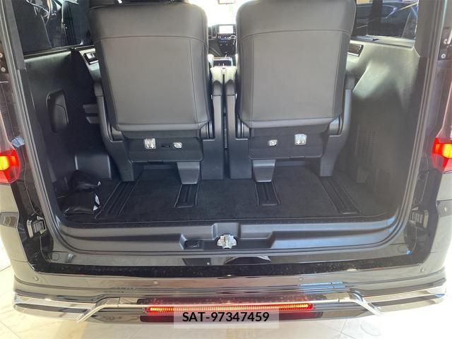 Toyota GRAN ACE 2023-03 8011447-17
