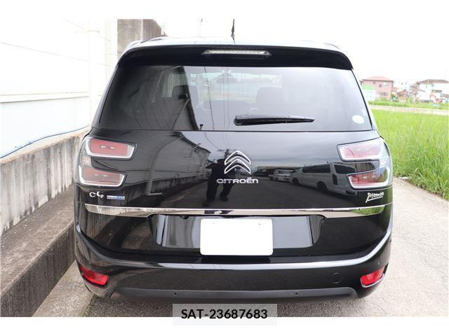 Citroen C4 PICASSO 2017-08 8010698-10