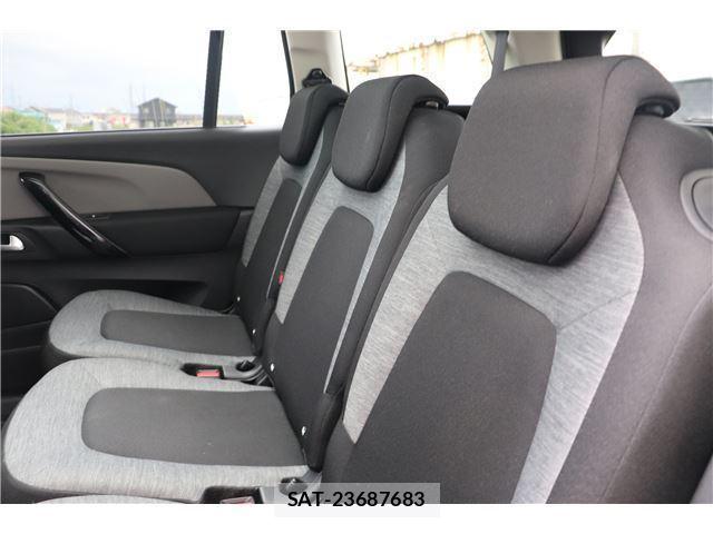 Citroen C4 PICASSO 2017-08 8010698-16