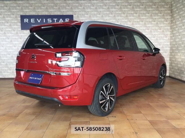 Citroen C4 2021-04 8011137-1