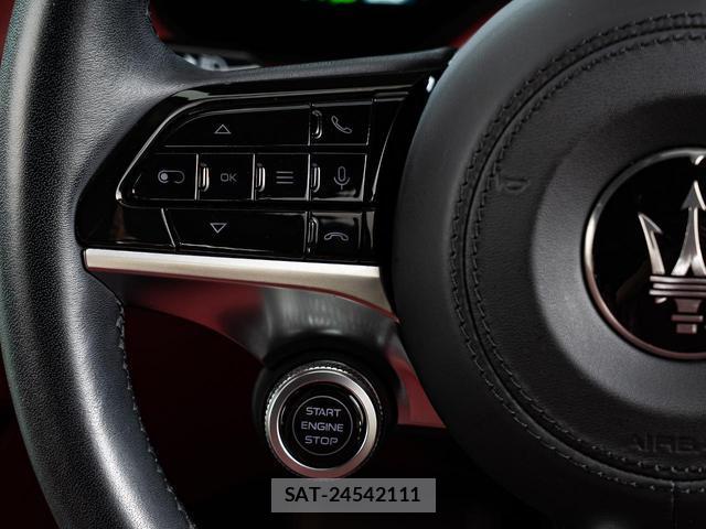 Maserati Grecale 2023-12 8007746-10