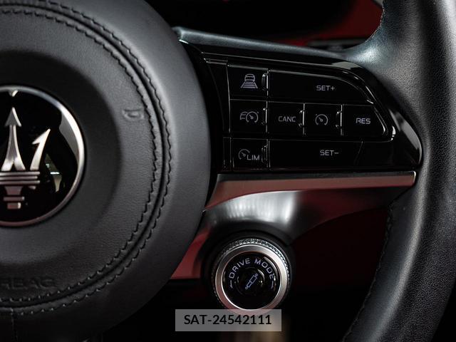 Maserati Grecale 2023-12 8007746-11