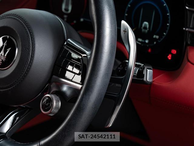 Maserati Grecale 2023-12 8007746-15