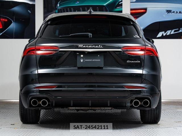 Maserati Grecale 2023-12 8007746-17