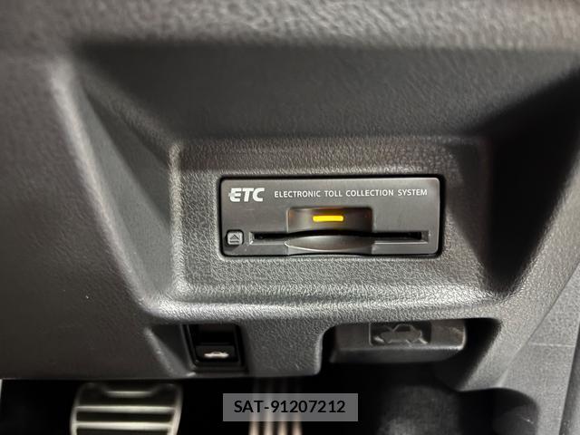 Nissan GT-R 2014-02 8009753-18