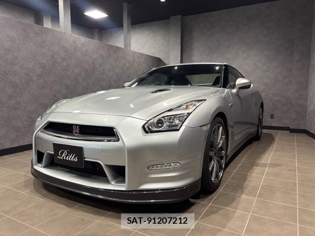 Nissan GT-R 2014-02 8009753-2