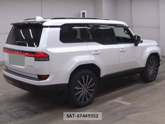 Lexus GX 2025-10 8010266-5