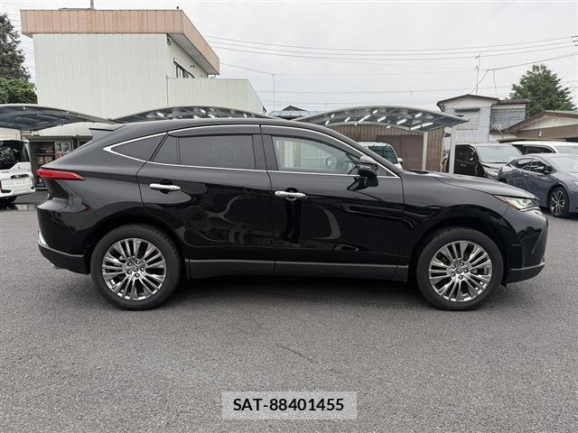 Toyota HARRIER HYBRID 2024-08 8010801-8