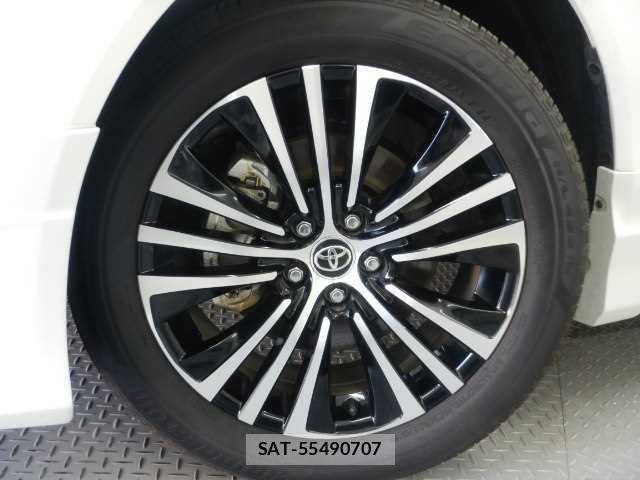 Toyota HARRIER 2023-04 8011018-15