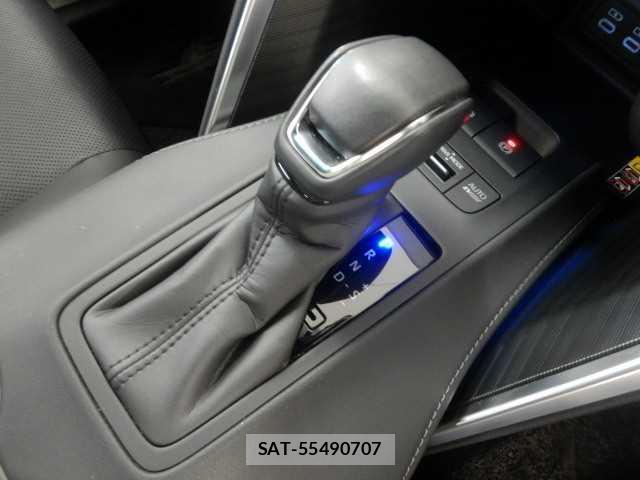 Toyota HARRIER 2023-04 8011018-7