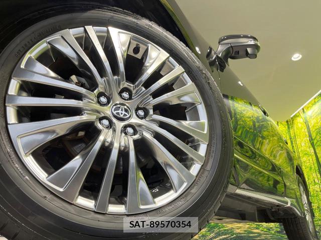 Toyota HARRIER 2024-11 8005858-12