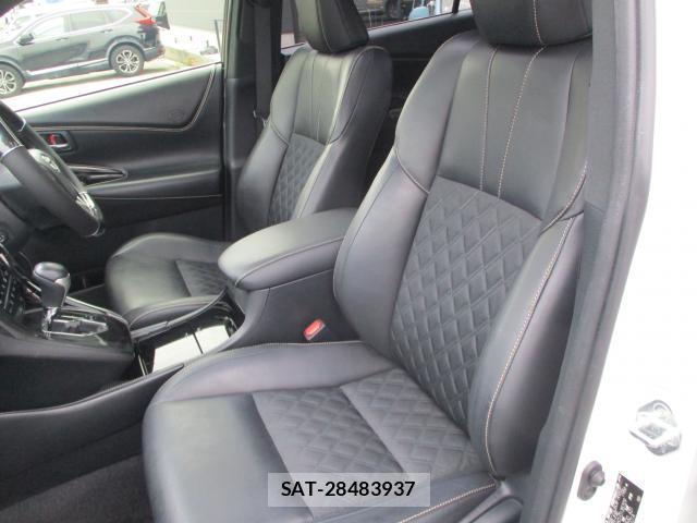 Toyota HARRIER 2018-03 8008507-13