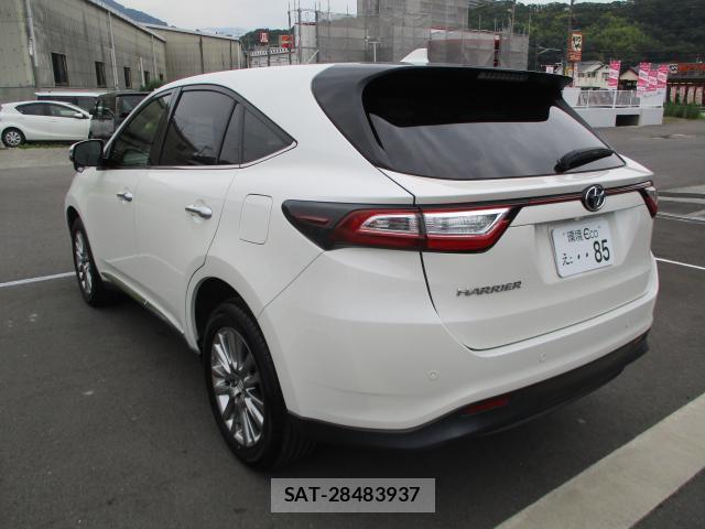 Toyota HARRIER 2018-03 8008507-9