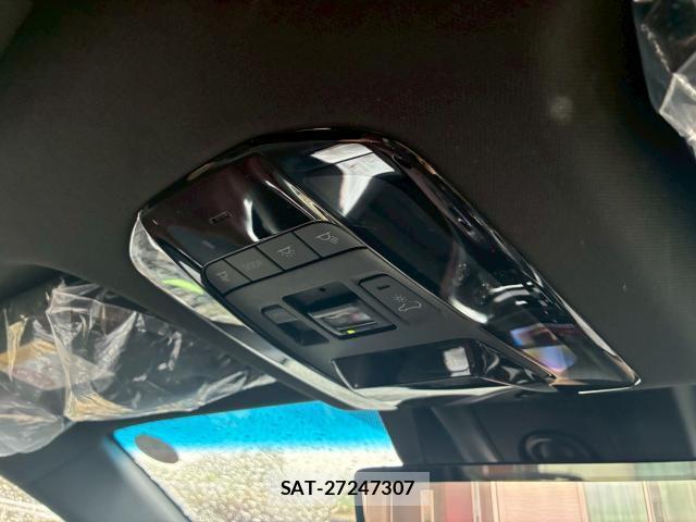 Toyota HARRIER 2024-12 8009819-14