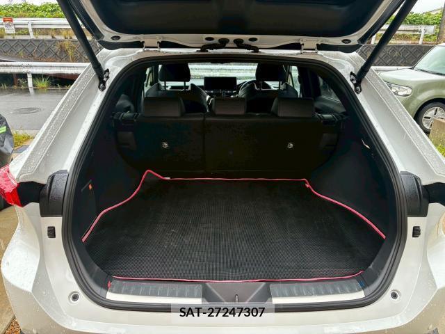 Toyota HARRIER 2024-12 8009819-18