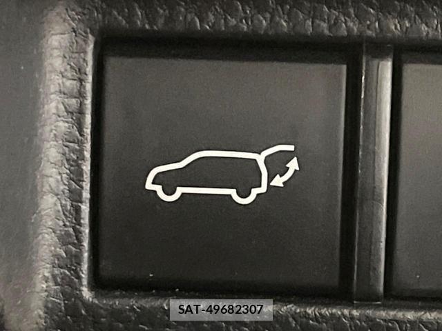 Toyota HARRIER 2023-06 8009900-4