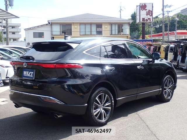Toyota HARRIER 2024-04 8010895-17