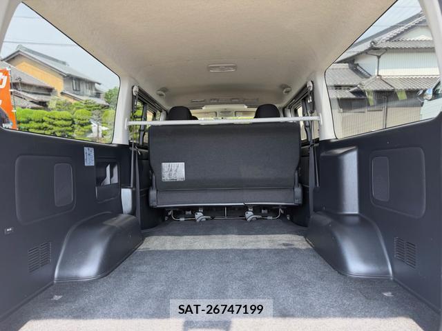 Toyota HIACE VAN 2014-06 8006032-12