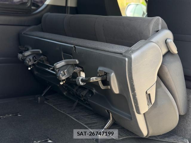 Toyota HIACE VAN 2014-06 8006032-15